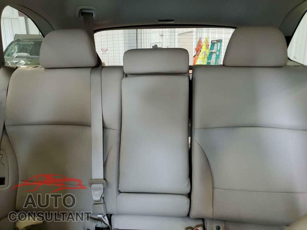 SUBARU OUTBACK 2017 - 4S4BSANC2H3319725