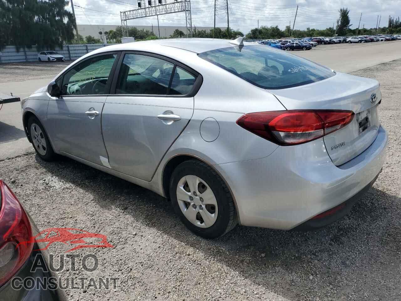 KIA FORTE 2017 - 3KPFK4A76HE123862
