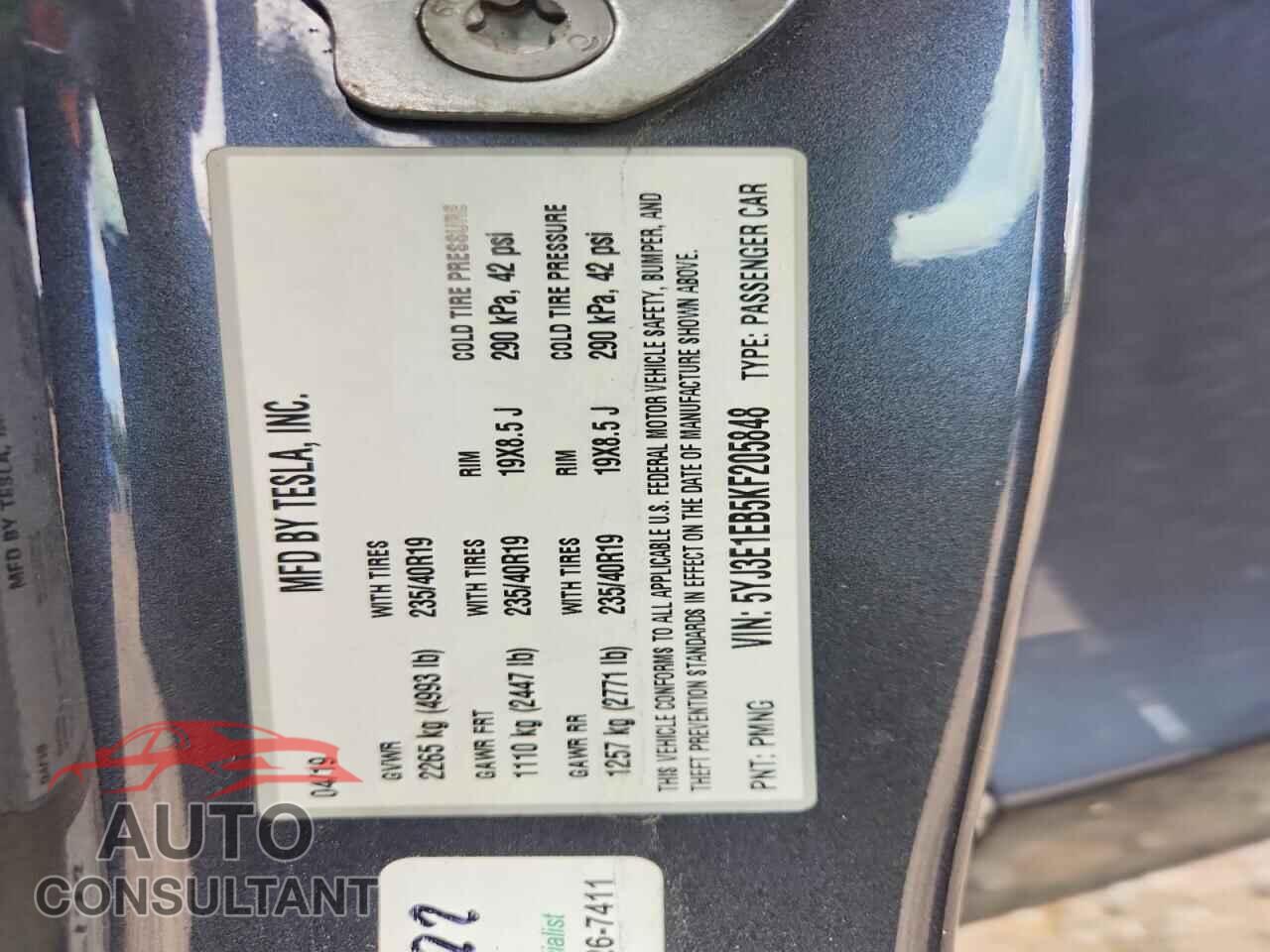 TESLA MODEL 3 2019 - 5YJ3E1EB5KF205848