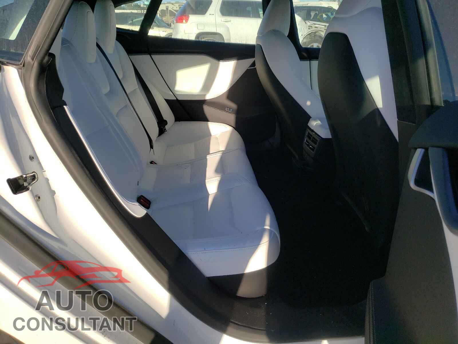 TESLA MODEL S 2021 - 5YJSA1E23MF425502