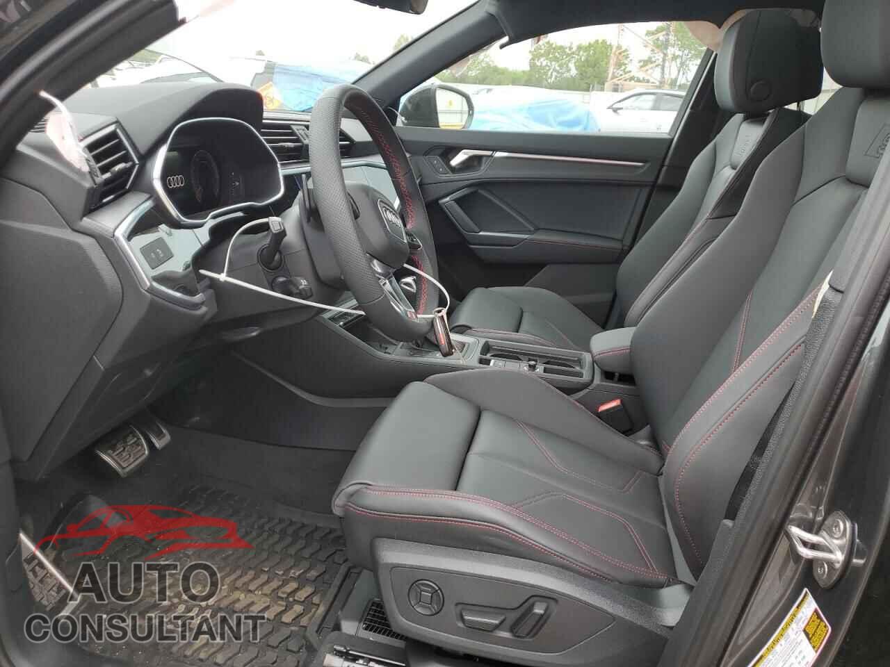 AUDI Q3 2025 - WA1EECF33S1005372