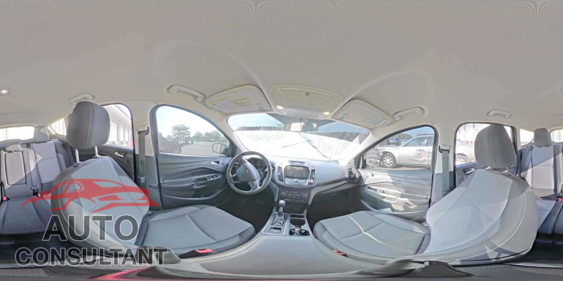 FORD ESCAPE 2017 - 1FMCU0GD6HUB99940