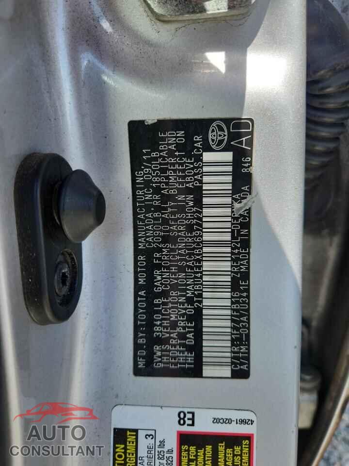 TOYOTA COROLLA 2011 - 2T1BU4EEXBC697727
