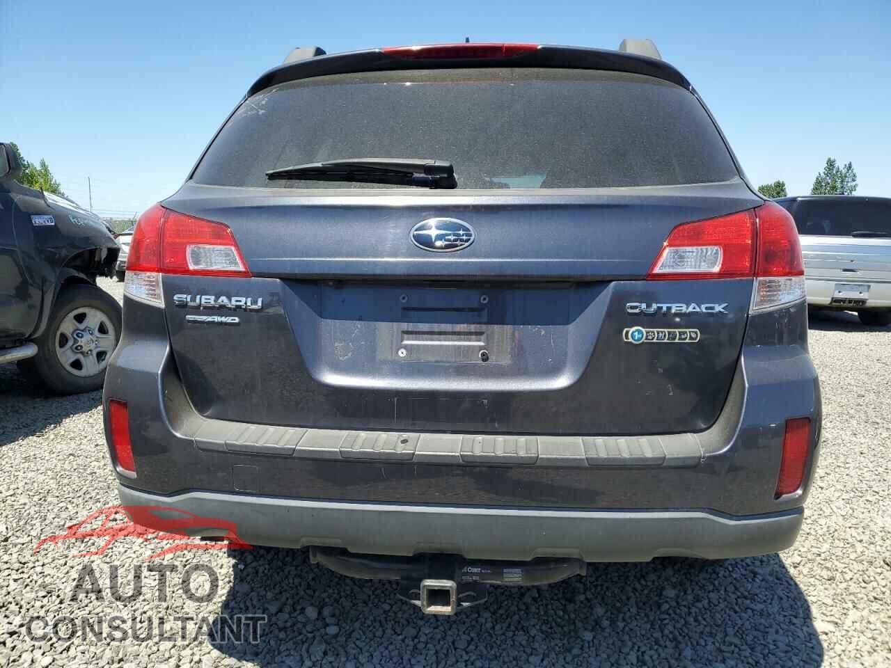 SUBARU OUTBACK 2013 - 4S4BRBKC4D3271810