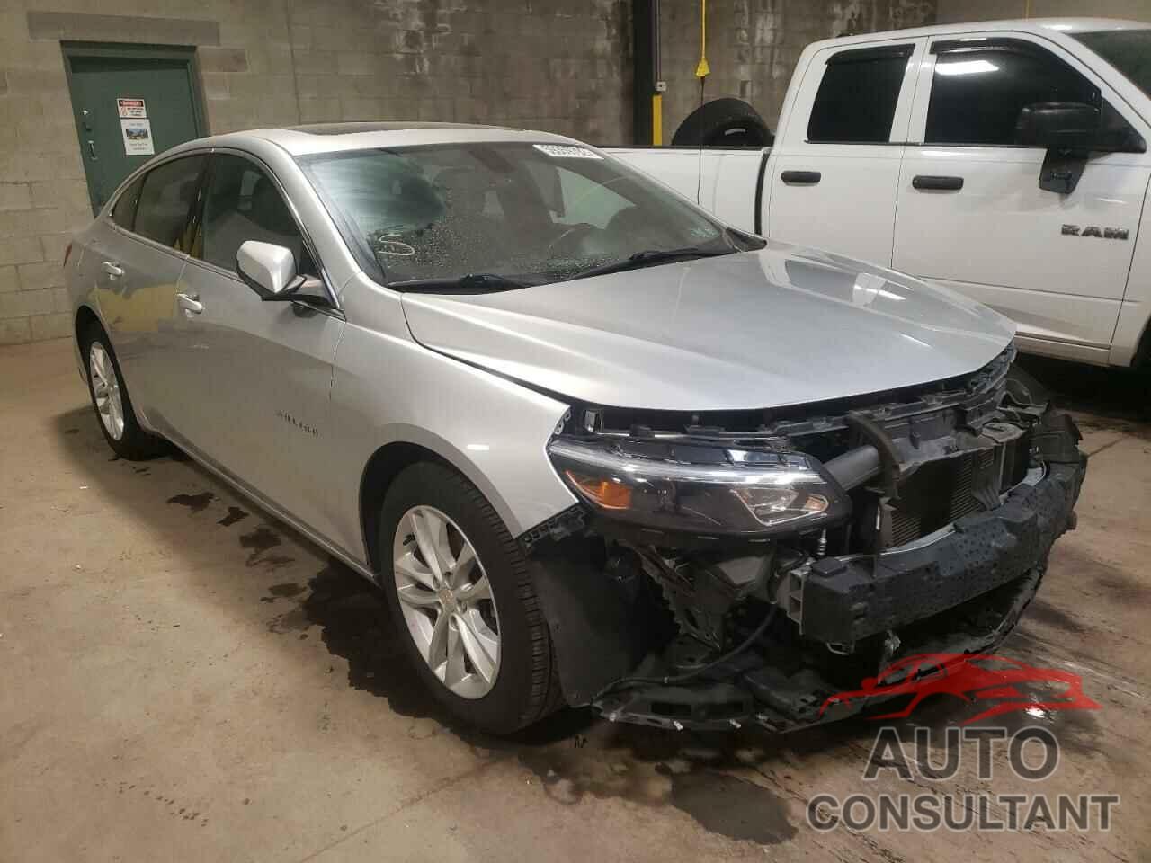 CHEVROLET MALIBU 2018 - 1G1ZD5ST9JF150860