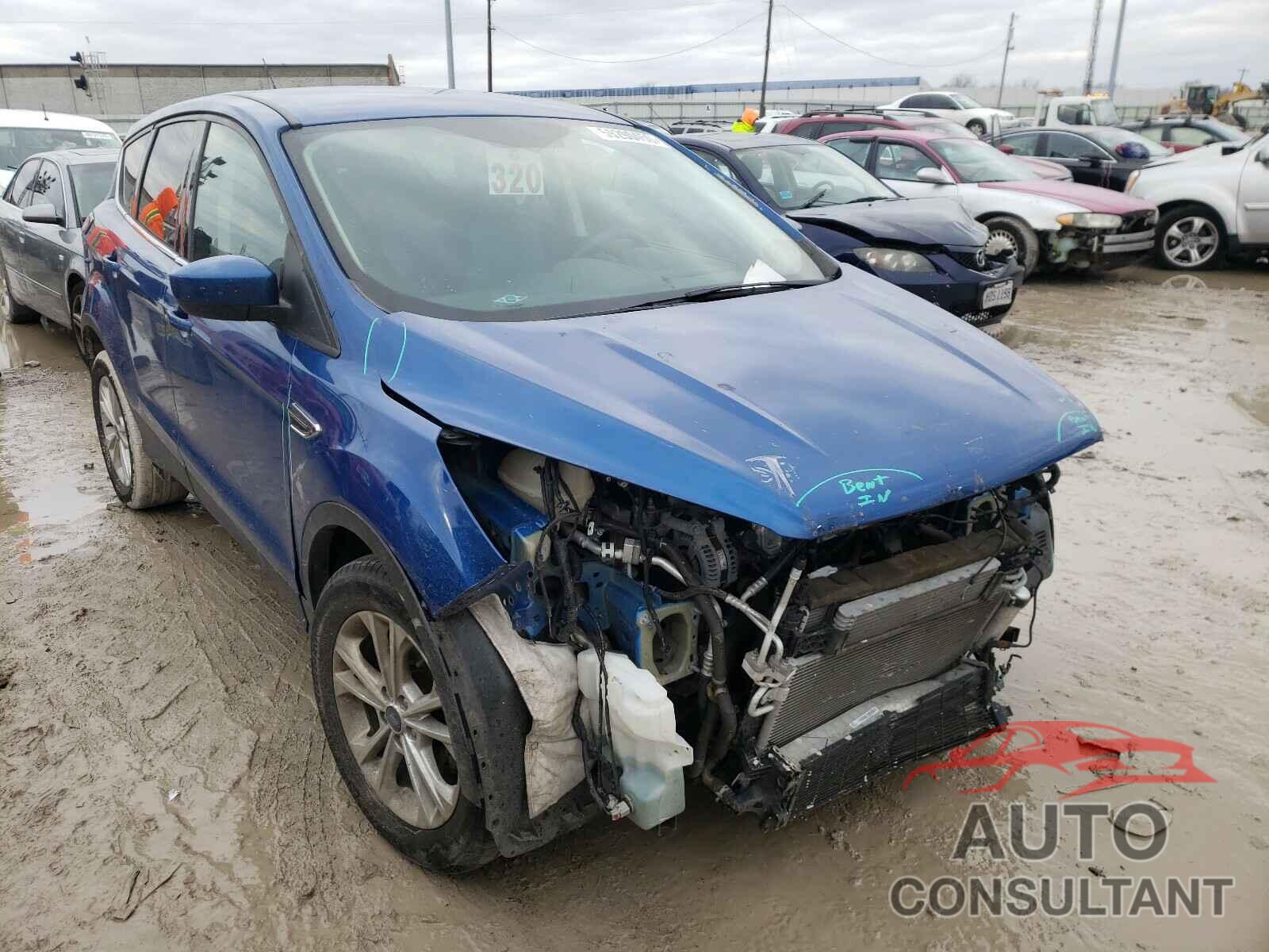 FORD ESCAPE 2017 - 1FMCU0GD7HUC65086