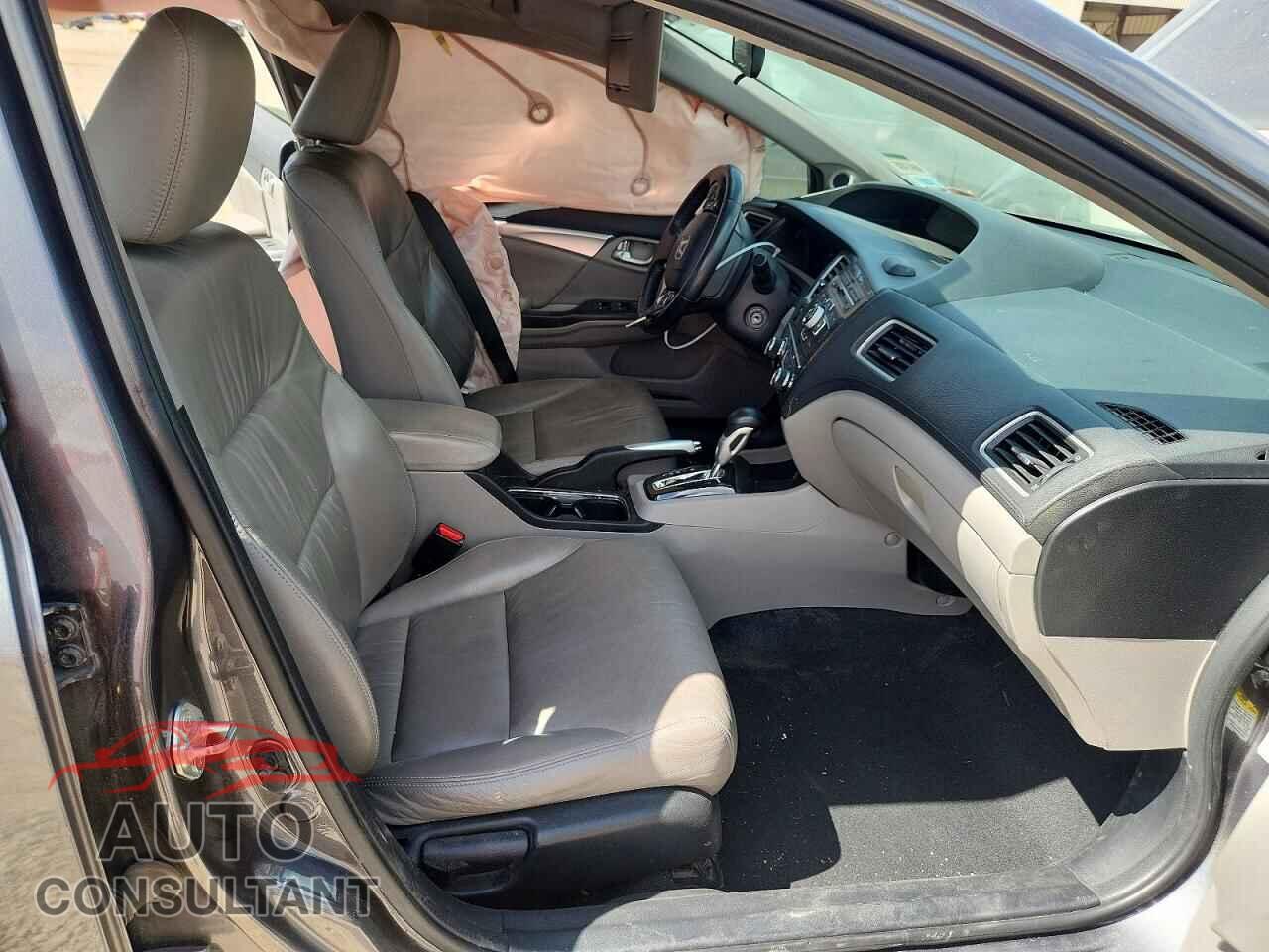 HONDA CIVIC 2013 - 19XFB4F30DE002874