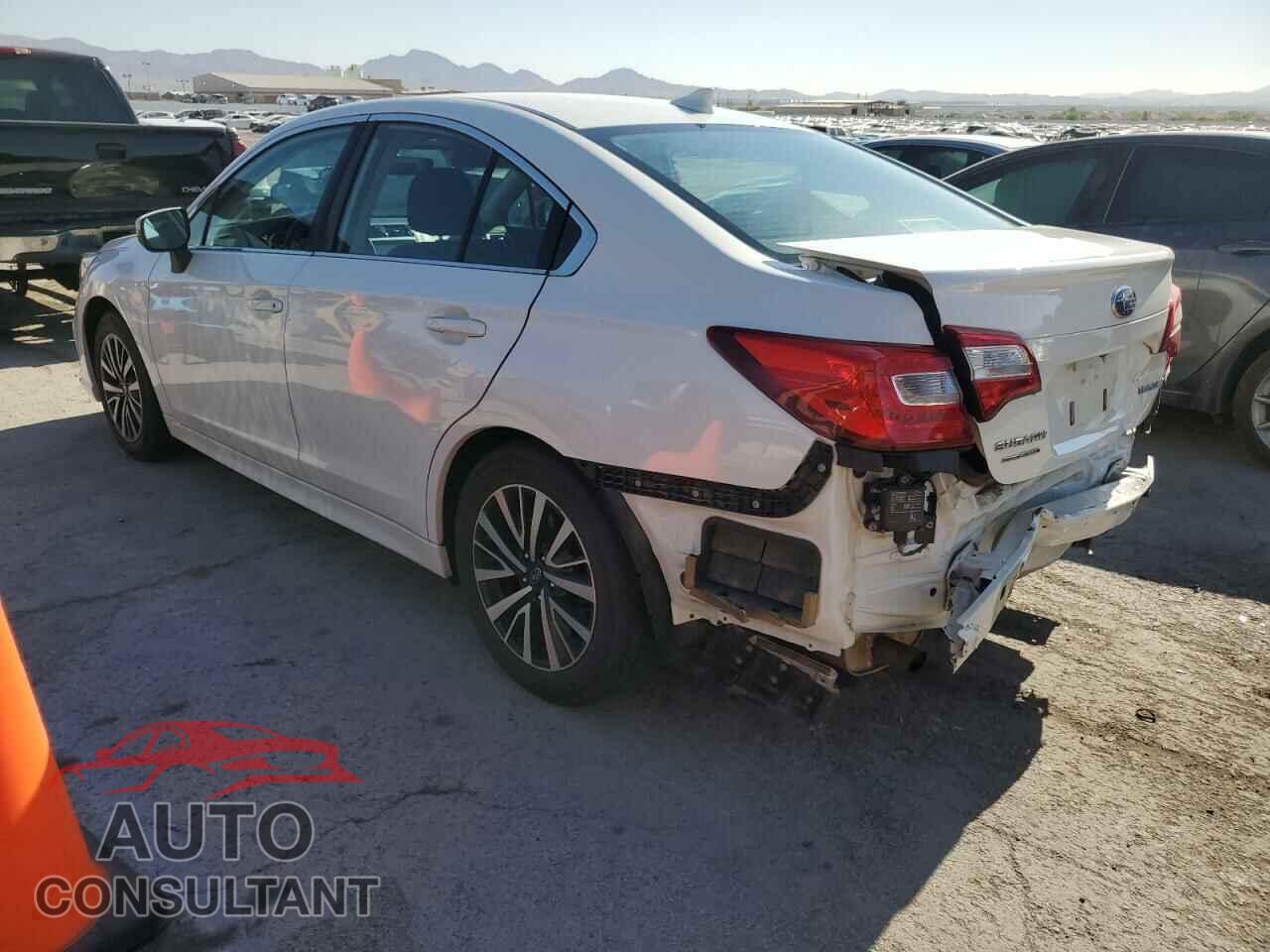 SUBARU LEGACY 2018 - 4S3BNAF61J3026294