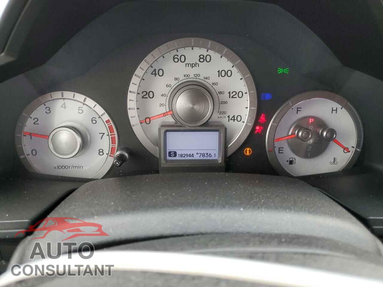 HONDA PILOT 2011 - 5FNYF3H92BB039165