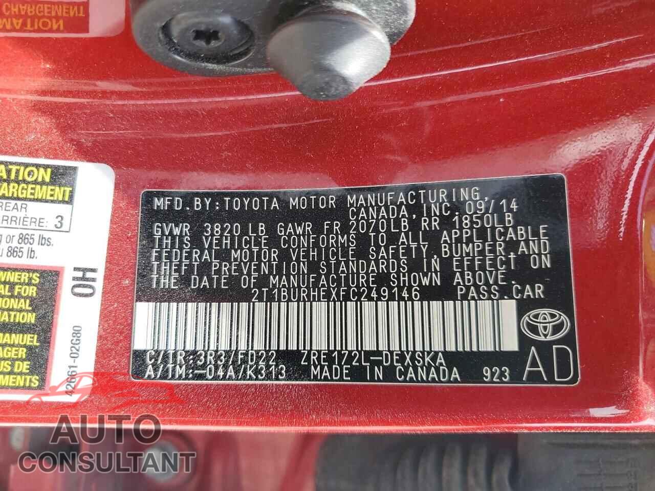 TOYOTA COROLLA 2015 - 2T1BURHEXFC249146