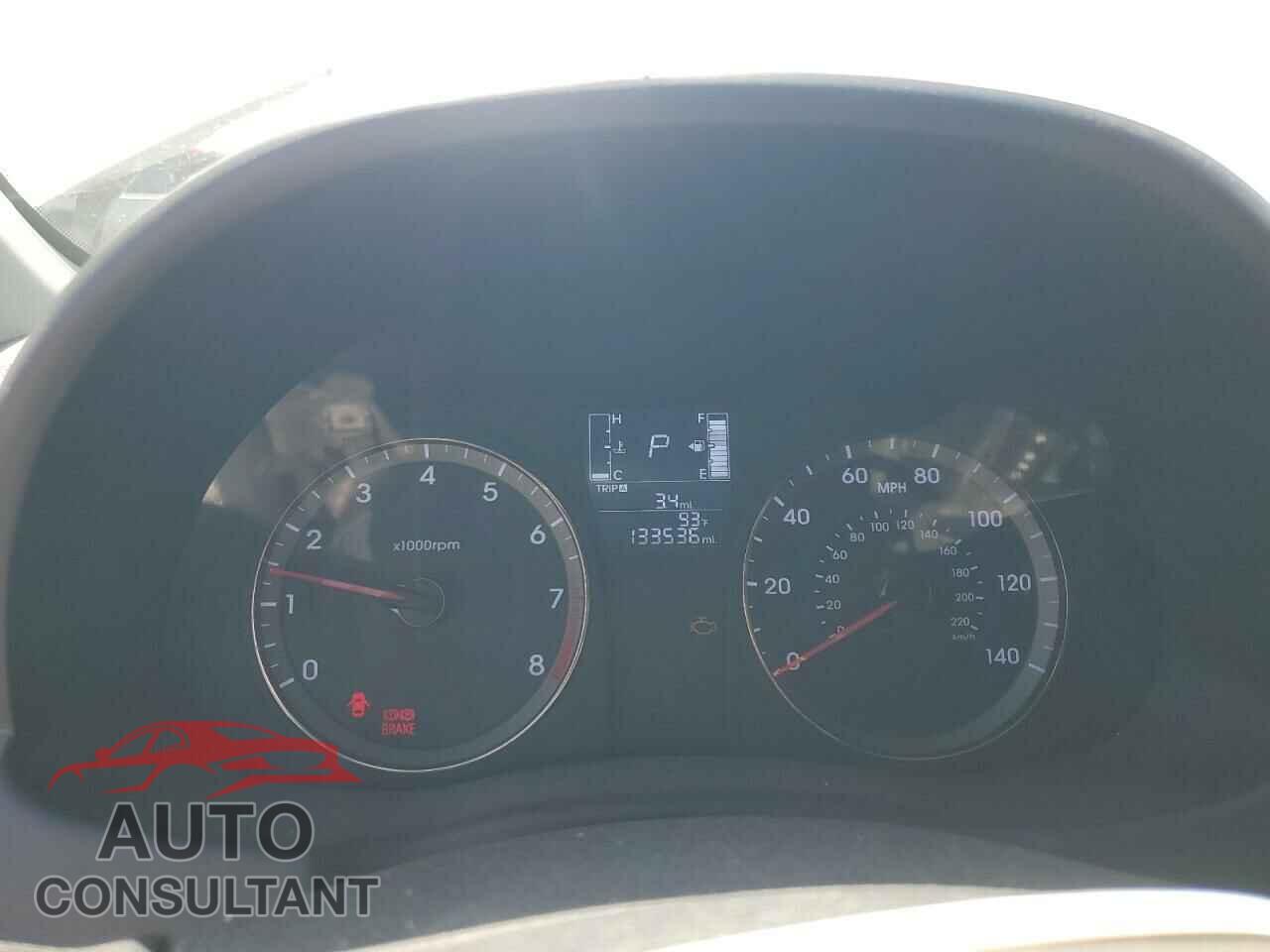 HYUNDAI ACCENT 2015 - KMHCT5AEXFU207519