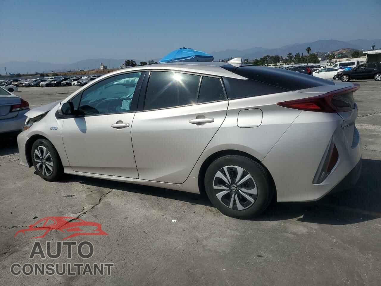 TOYOTA PRIUS 2017 - JTDKARFP2H3059219