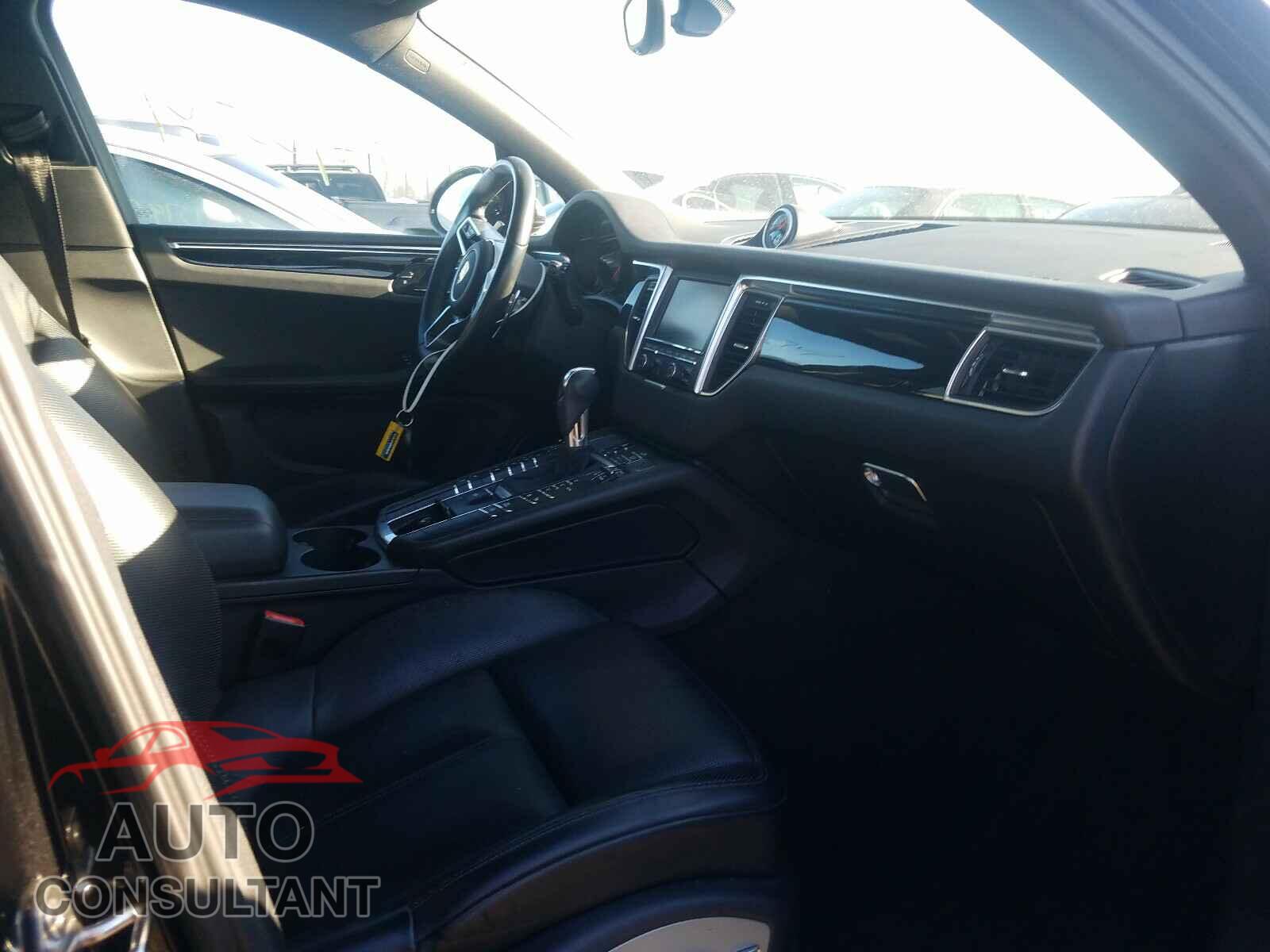 PORSCHE MACAN 2016 - WP1AB2A54GLB52195