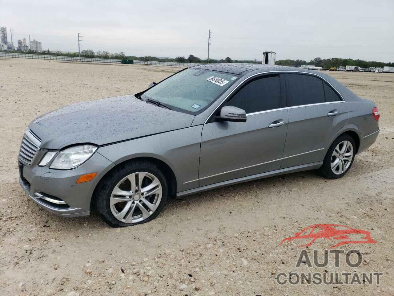 MERCEDES-BENZ E-CLASS 2011 - WDDHF5GB3BA468569