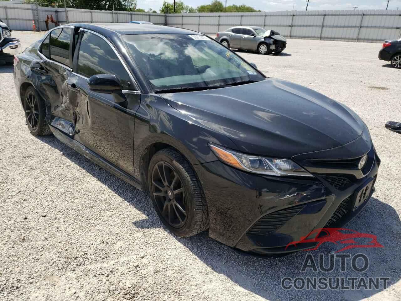 TOYOTA CAMRY 2018 - JTNB11HK1J3014583