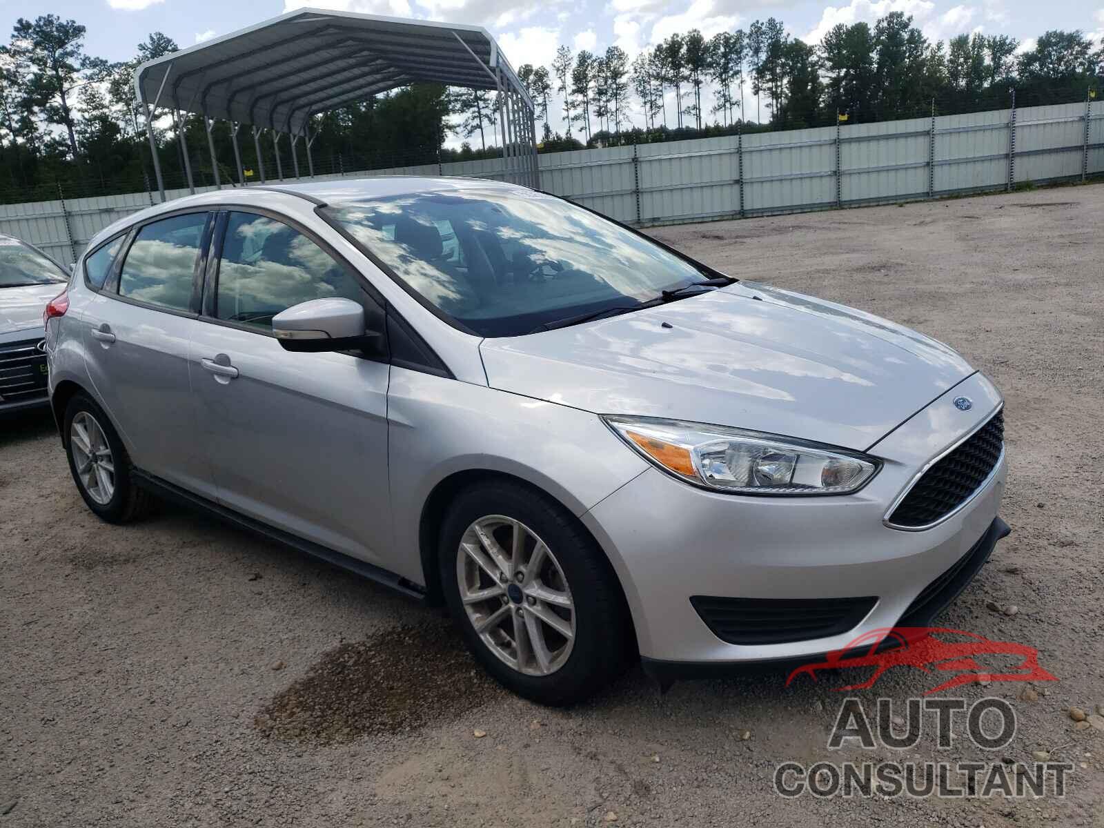 FORD FOCUS 2017 - 1FADP3K27HL248453