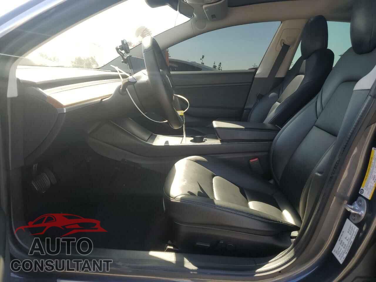 TESLA MODEL 3 2020 - 5YJ3E1EB8LF649601