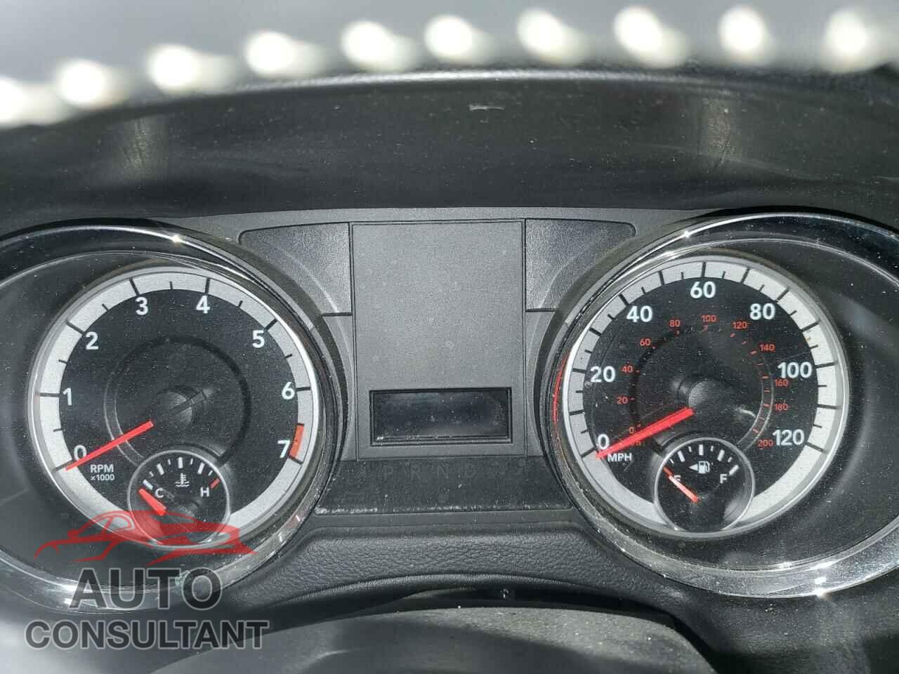 DODGE CARAVAN 2015 - 2C4RDGCG8FR641618