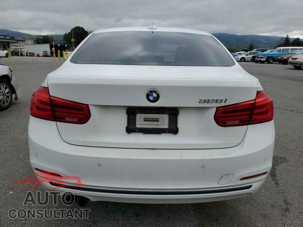 BMW 3 SERIES 2016 - WBA8E9G51GNU27773