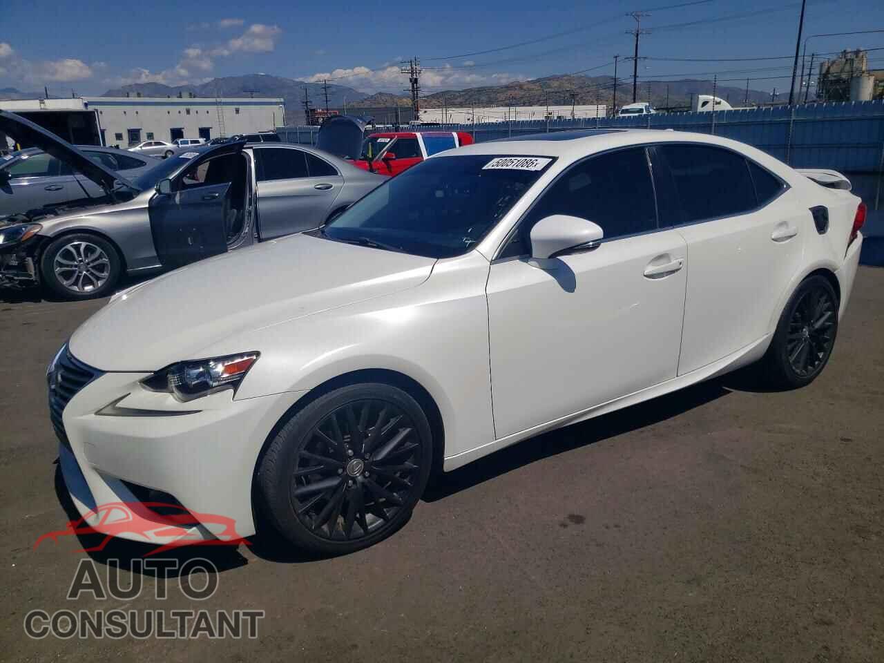LEXUS IS 2015 - JTHBF1D2XF5052836