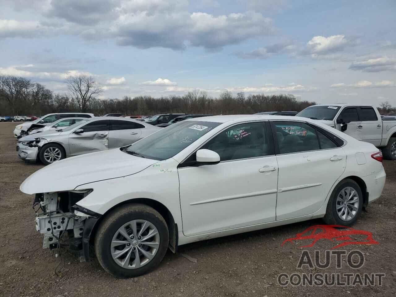 TOYOTA CAMRY 2016 - 4T4BF1FK5GR577827