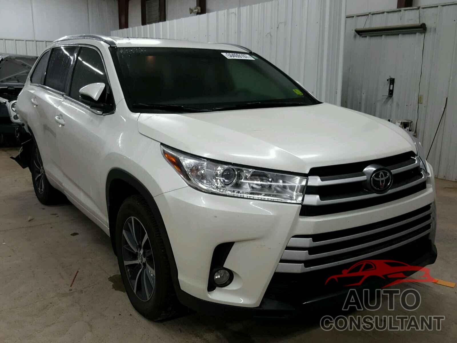 TOYOTA HIGHLANDER 2017 - 5TDJZRFH0HS516783