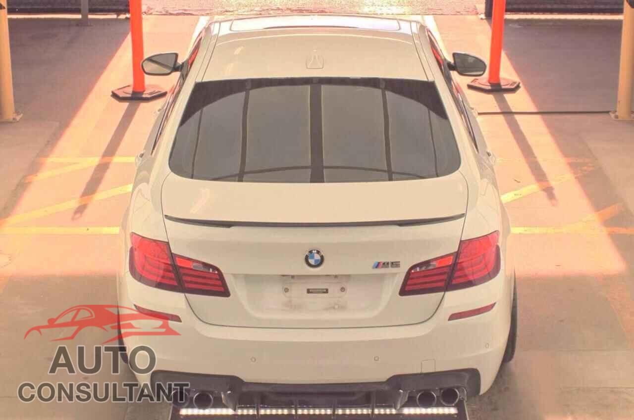 BMW M5 2013 - WBSFV9C53DC772996