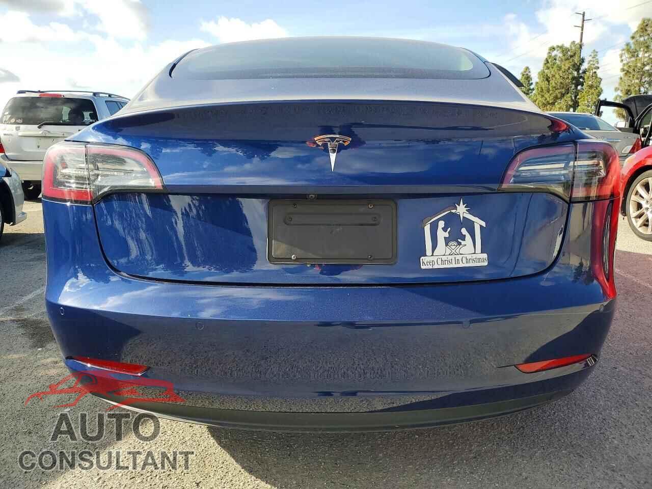 TESLA MODEL 3 2021 - 5YJ3E1EA1MF030301