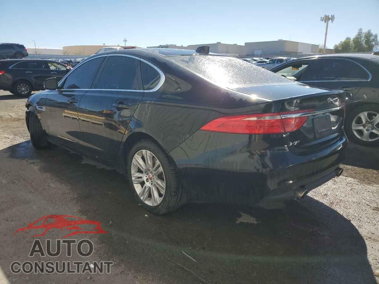 JAGUAR XF 2017 - SAJBD4BV2HCY46381