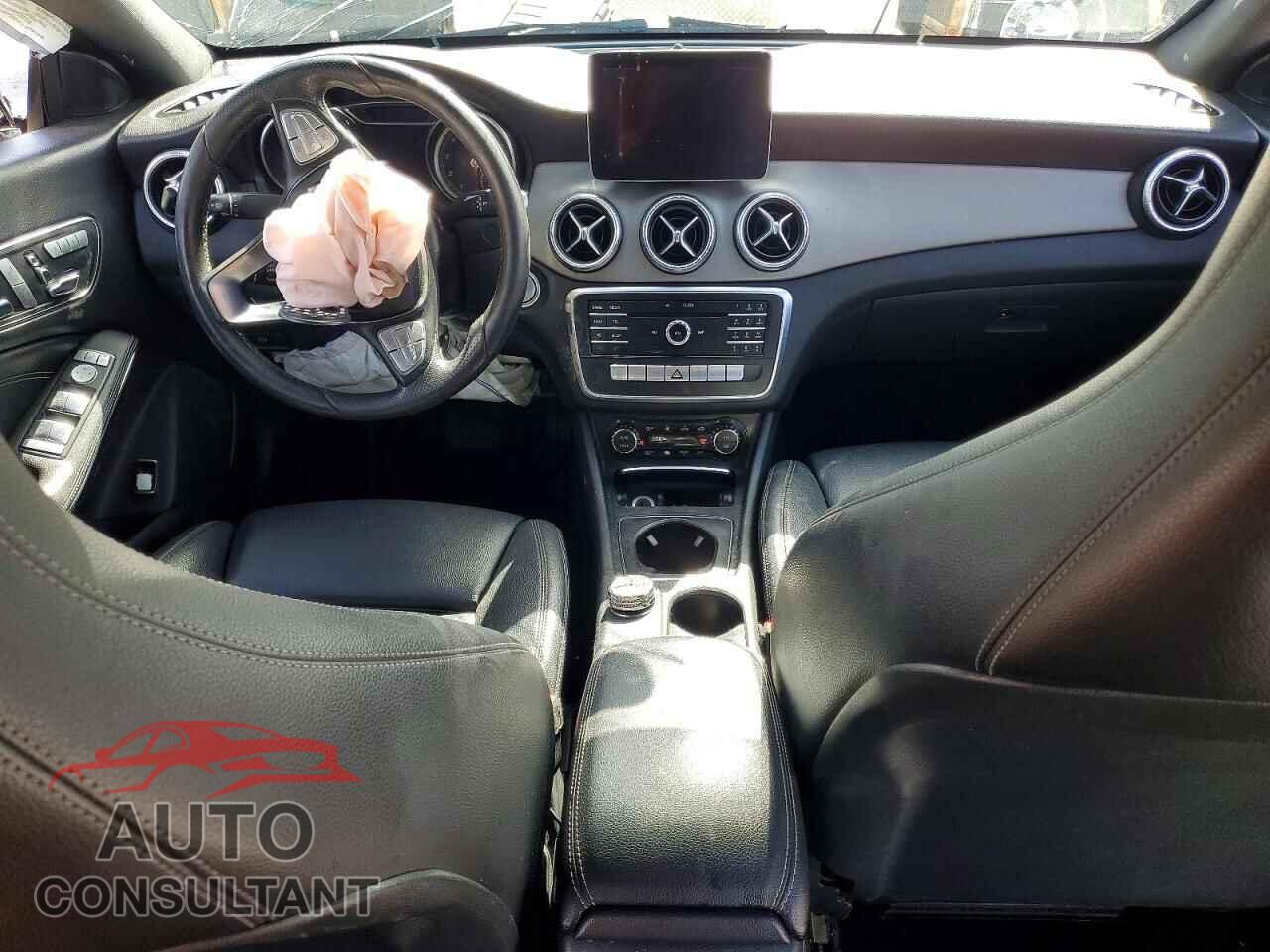 MERCEDES-BENZ CLA-CLASS 2018 - WDDSJ4EB5JN571663