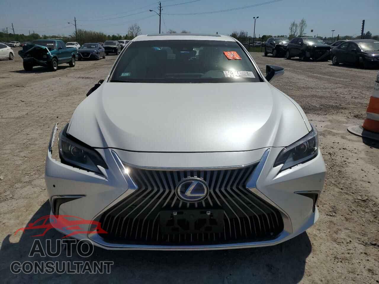 LEXUS ES300 2021 - 58ADA1C19MU010411