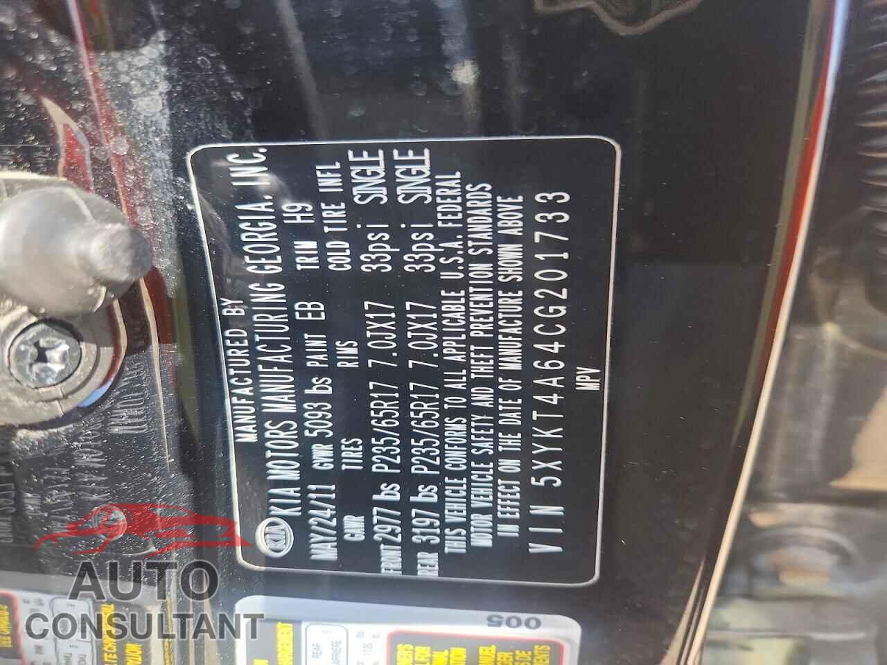KIA SORENTO 2012 - 5XYKT4A64CG201733