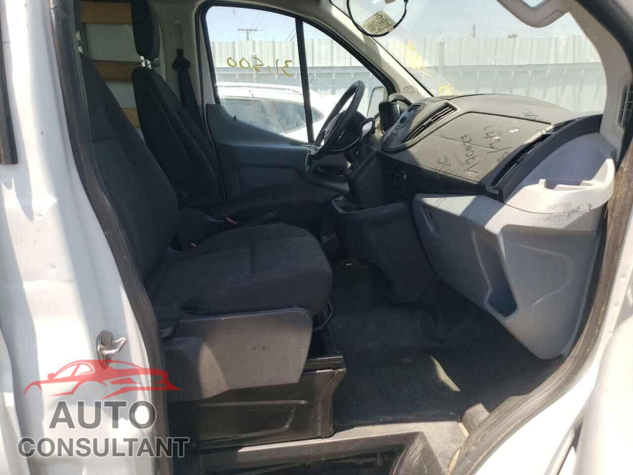 FORD TRANSIT CO 2019 - 1FTYR1YM1KKB52530