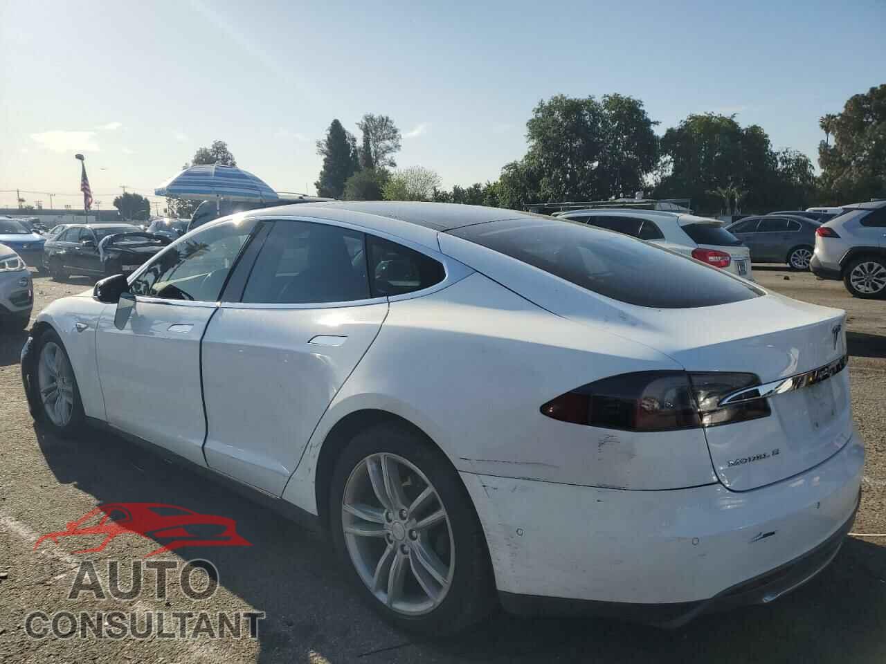 TESLA MODEL S 2015 - 5YJSA1S22FF094368