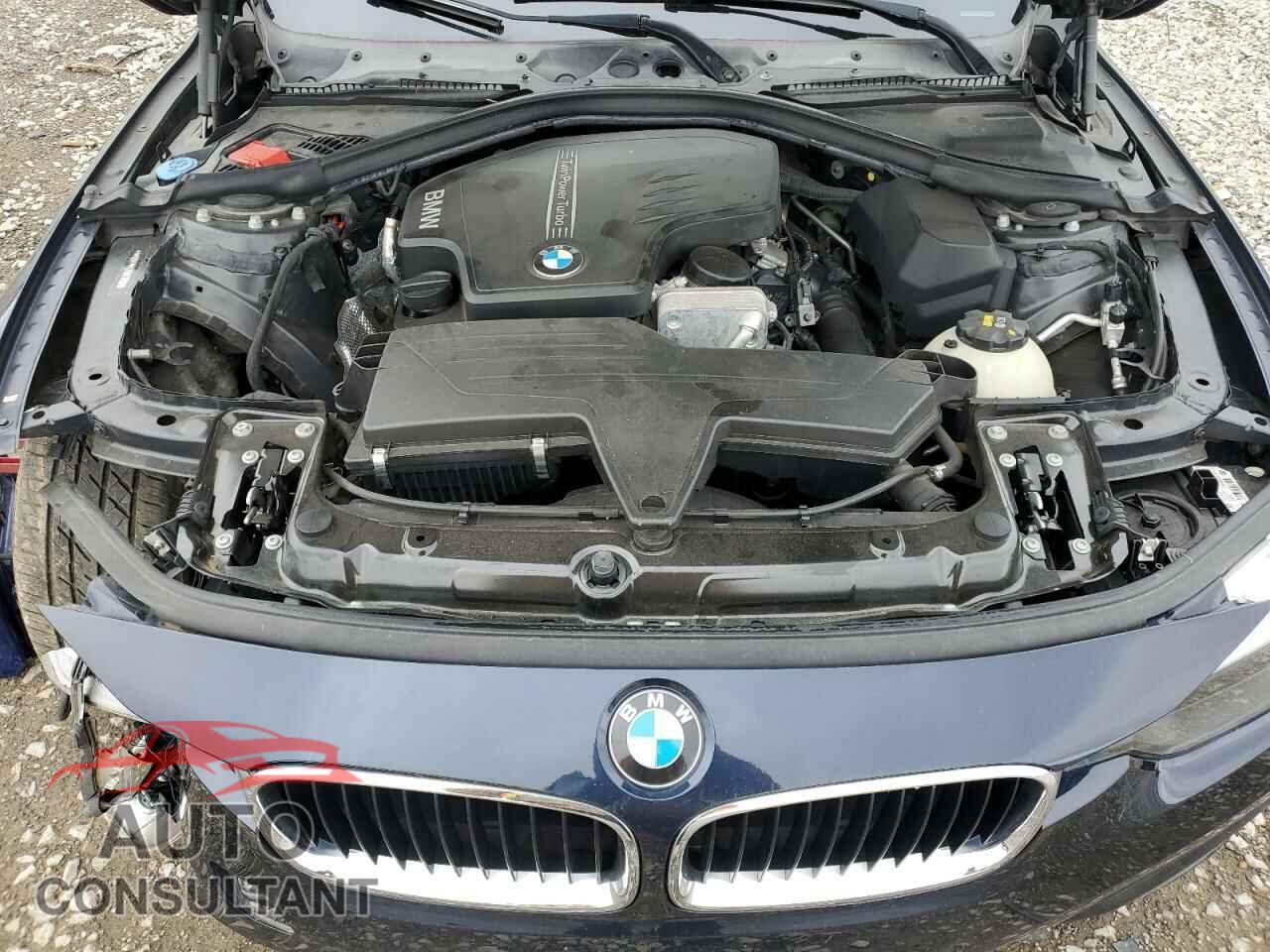 BMW 3 SERIES 2016 - WBA8E1G59GNU11760