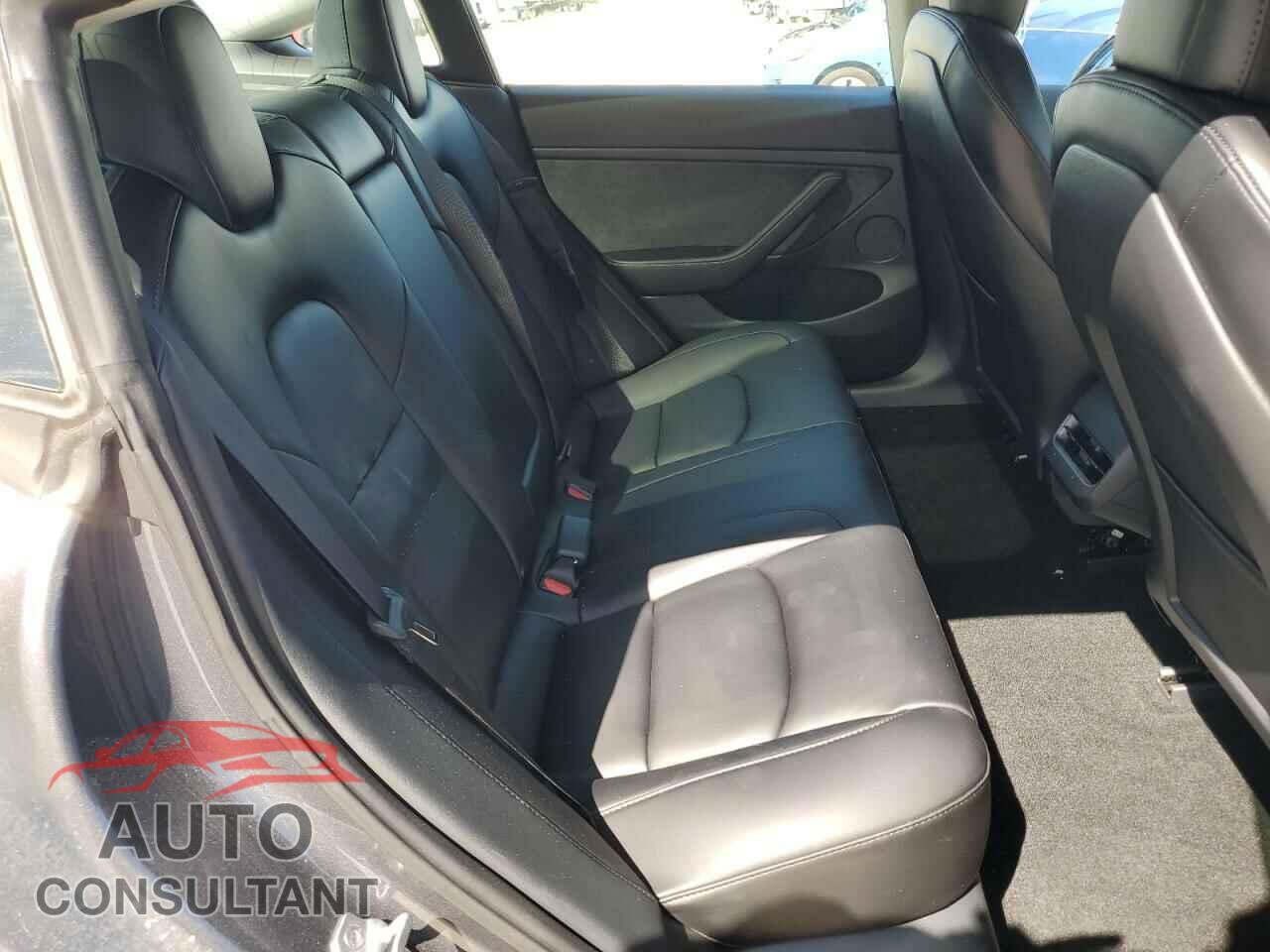 TESLA MODEL 3 2023 - 5YJ3E1EA3PF430459