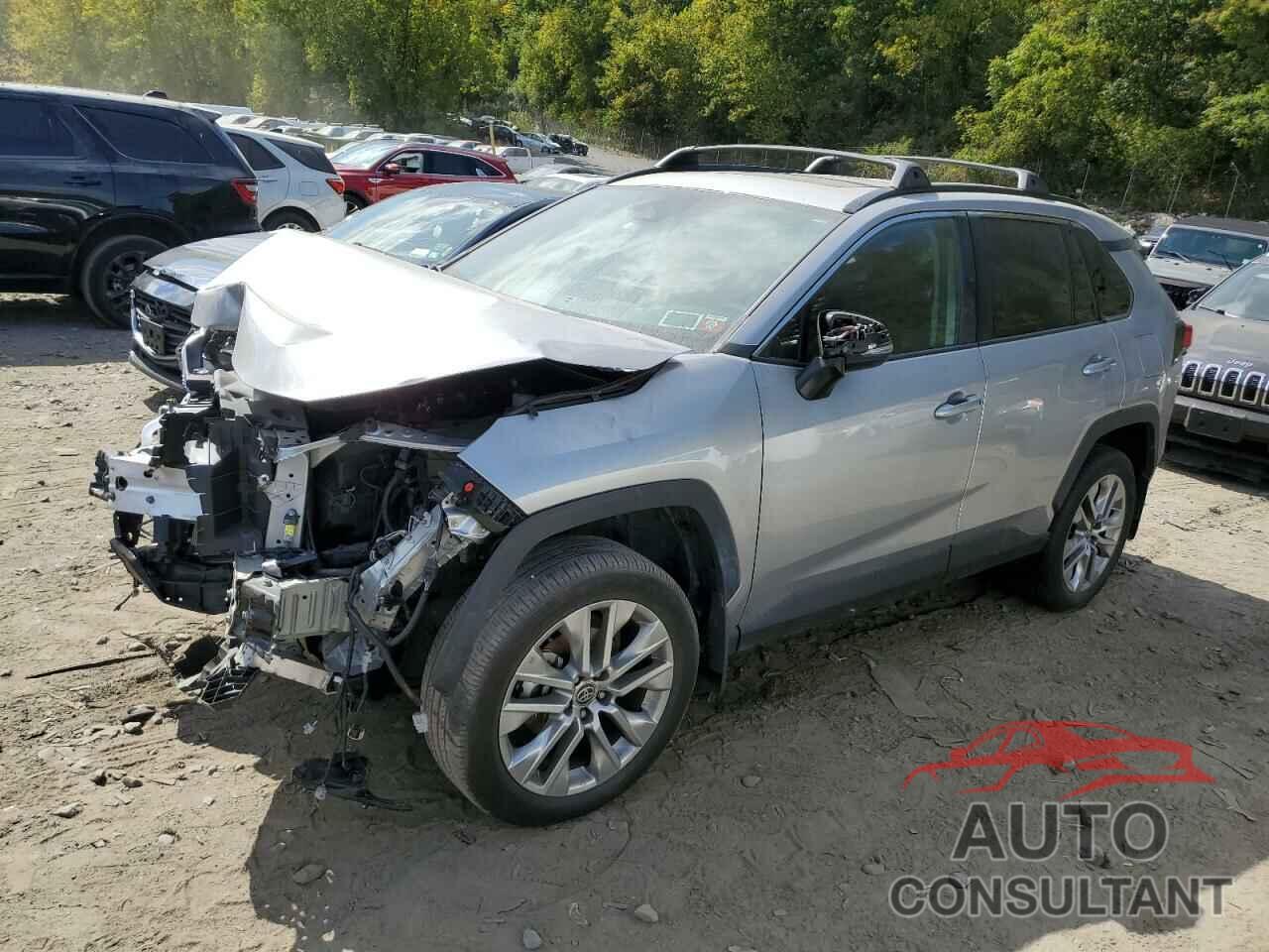 TOYOTA RAV4 2023 - 2T3A1RFV2PC371788