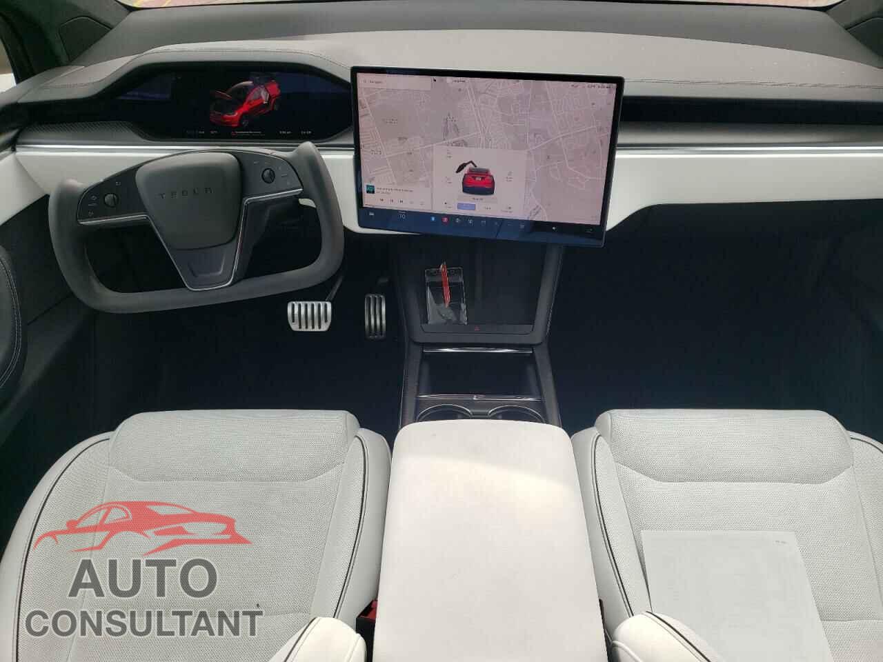 TESLA MODEL X 2023 - 7SAXCBE67PF408069