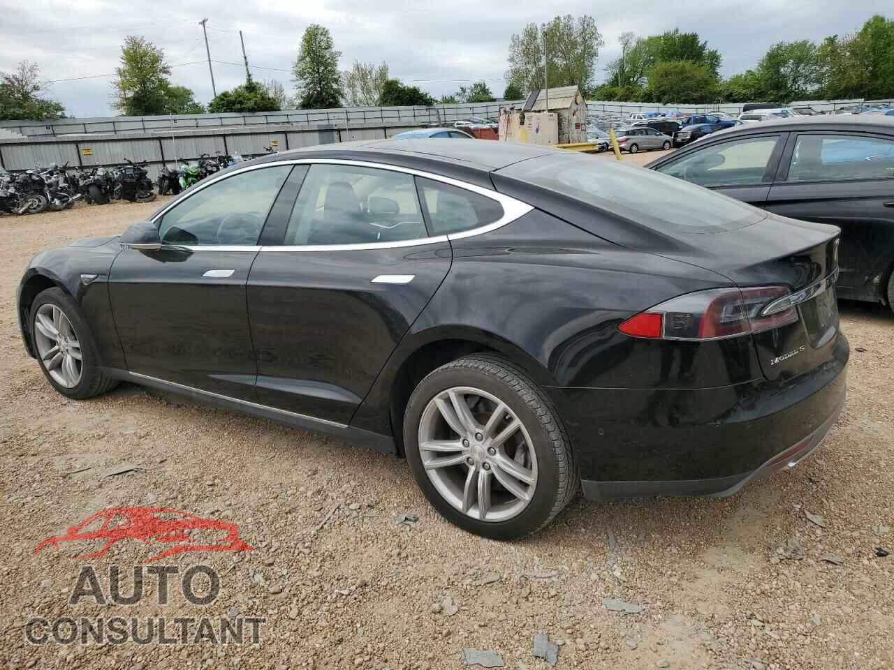 TESLA MODEL S 2014 - 5YJSA1S1XEFP51455