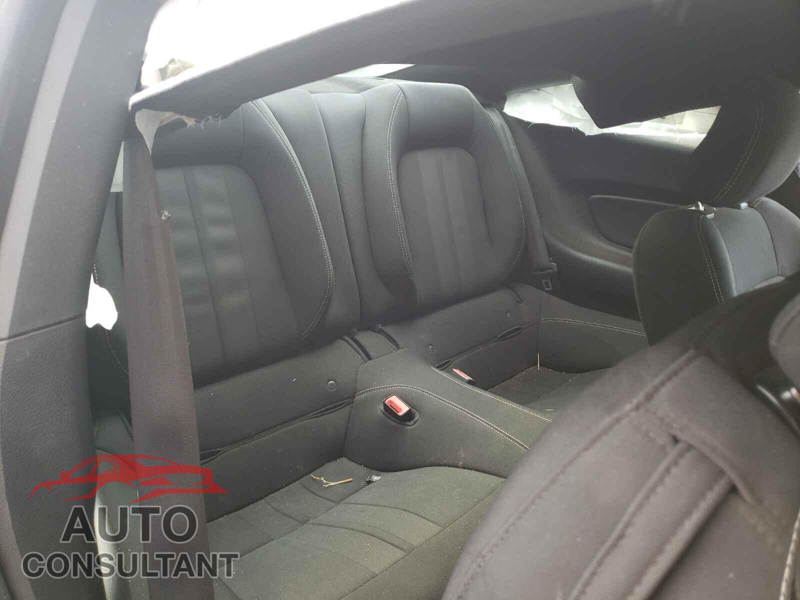 FORD MUSTANG 2019 - 1FA6P8CF0K5102477