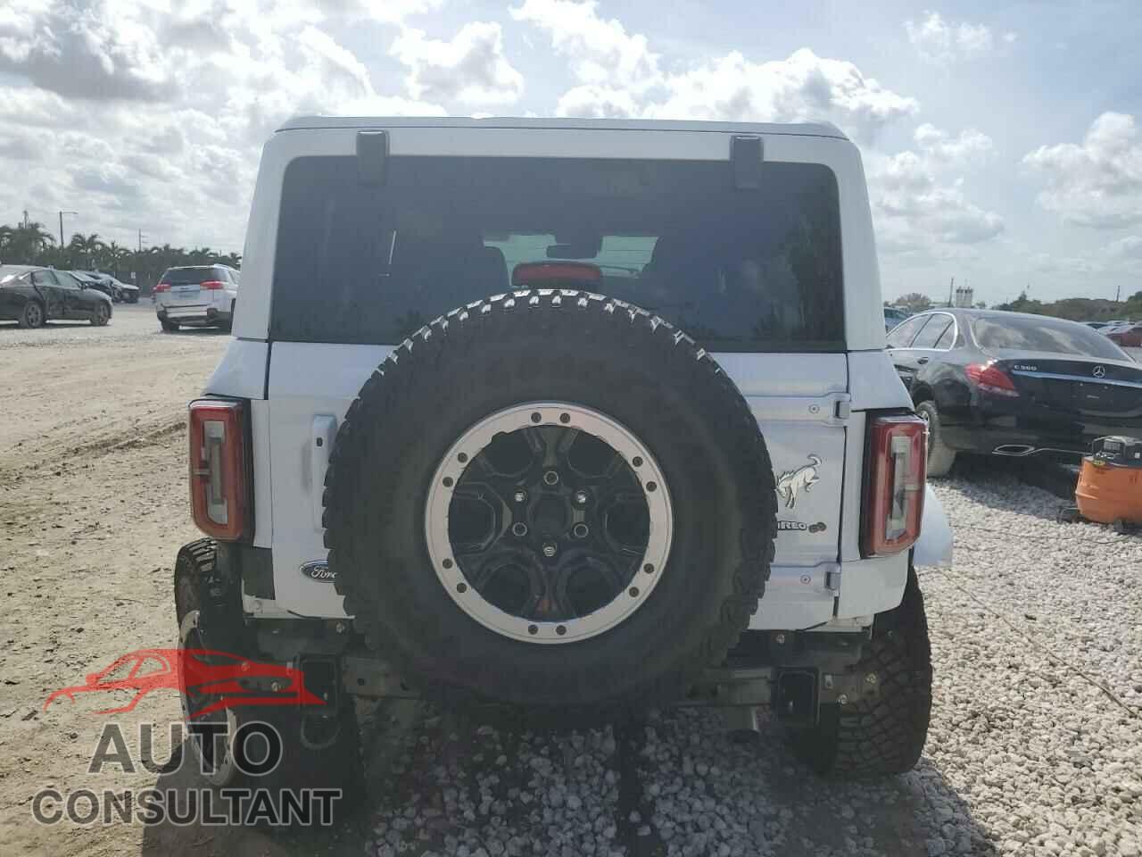 FORD BRONCO 2023 - 1FMEE5DP3PLB44349