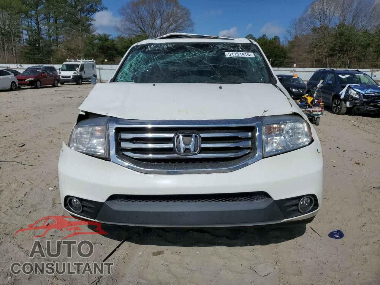 HONDA PILOT 2013 - 5FNYF4H55DB006876