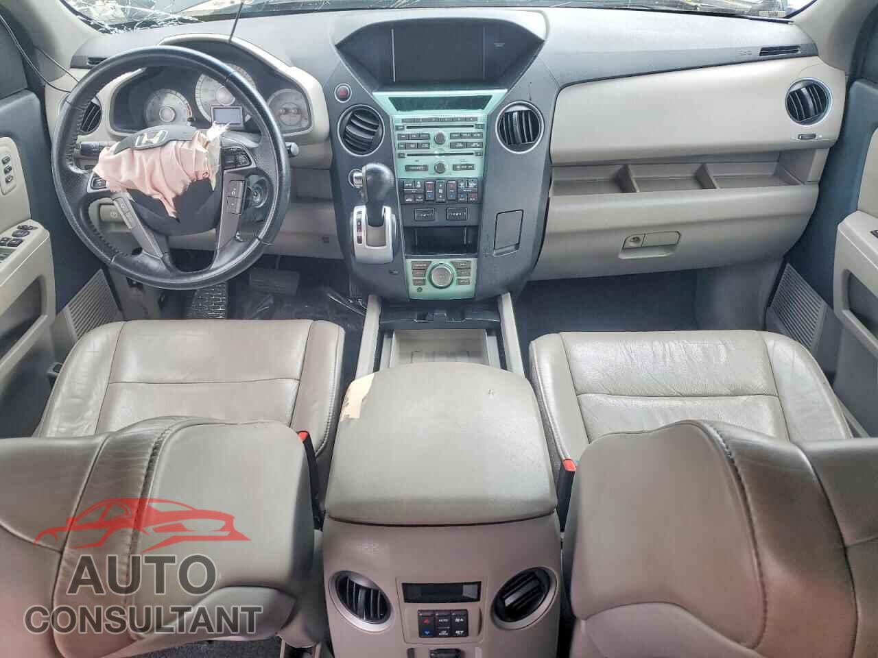 HONDA PILOT 2011 - 5FNYF4H98BB046854