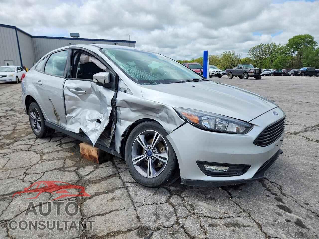 FORD FOCUS 2017 - 1FADP3FE8HL253343