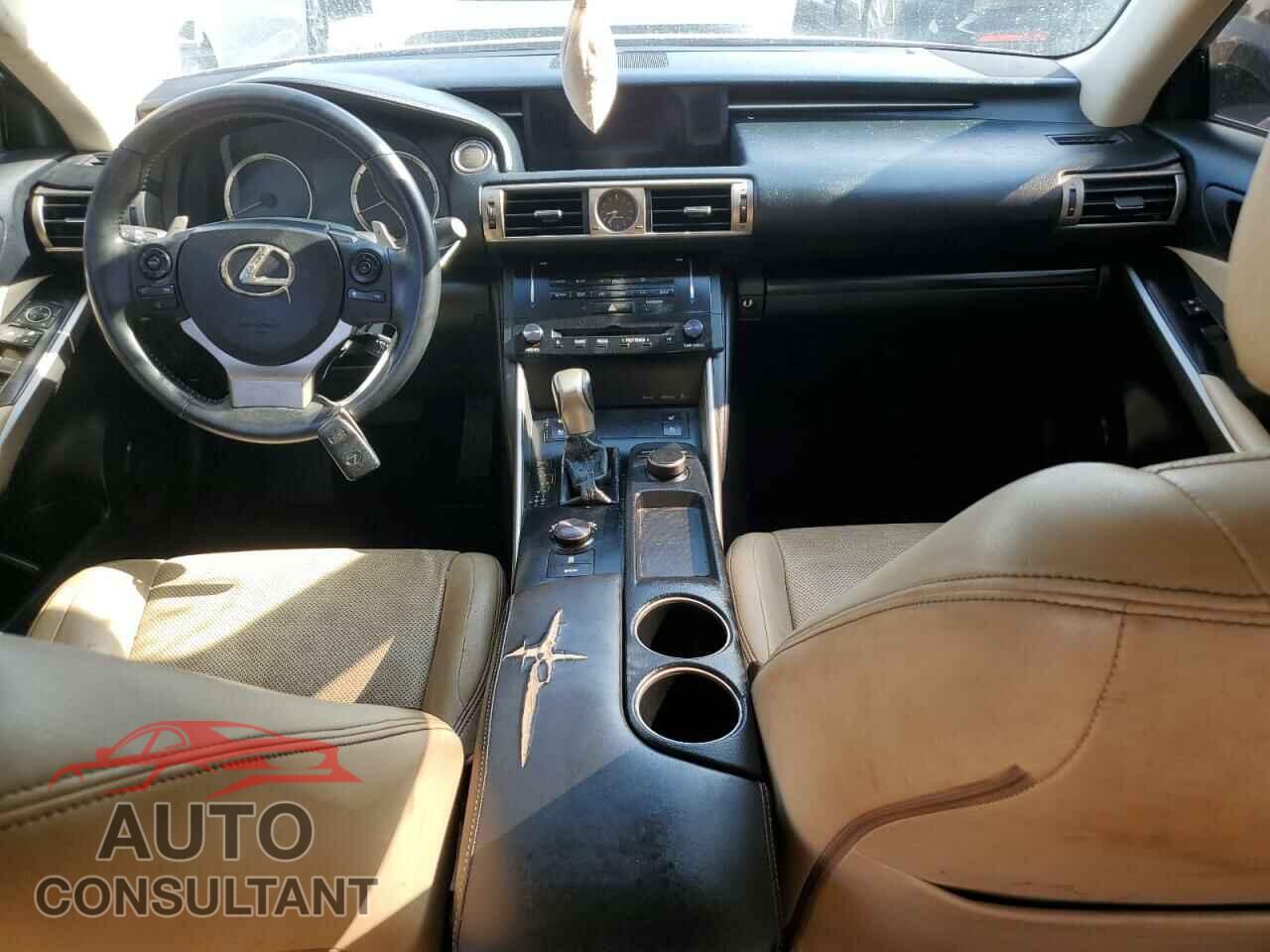 LEXUS IS 2014 - JTHBF1D2XE5025828