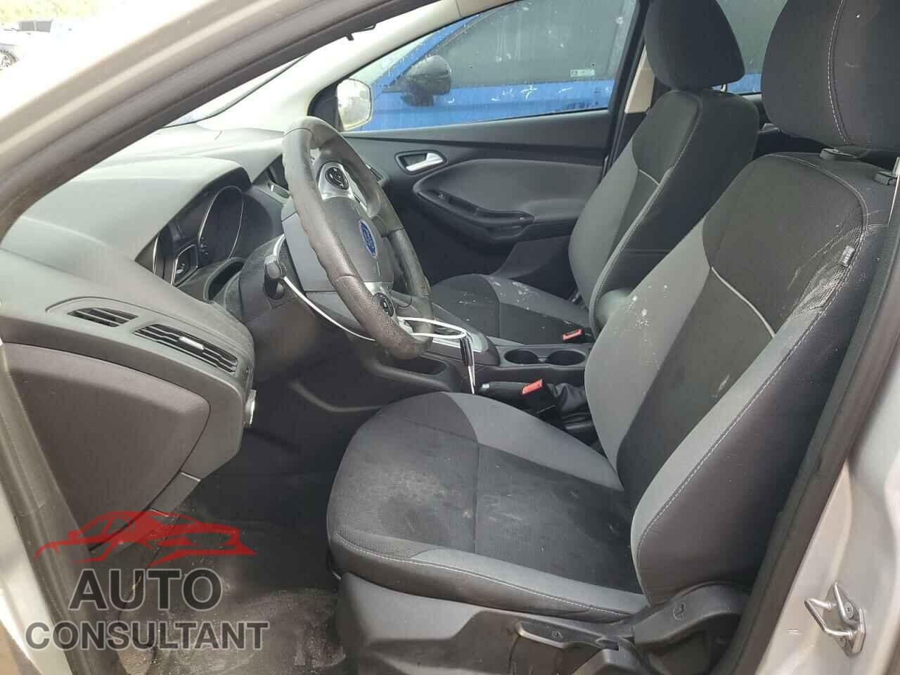 FORD FOCUS 2014 - 1FADP3K22EL389958