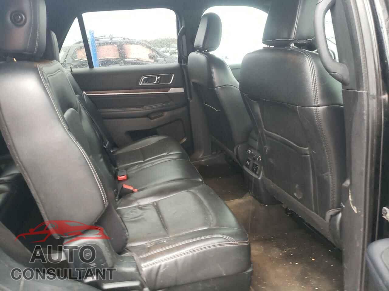 FORD EXPLORER 2018 - 1FM5K7F84JGA36736
