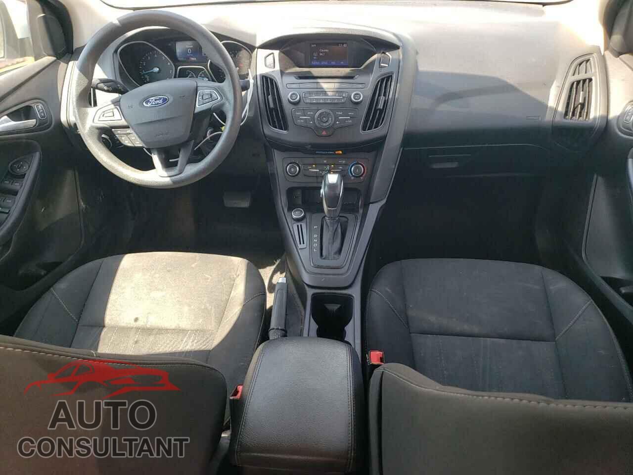 FORD FOCUS 2016 - 1FADP3F2XGL364853
