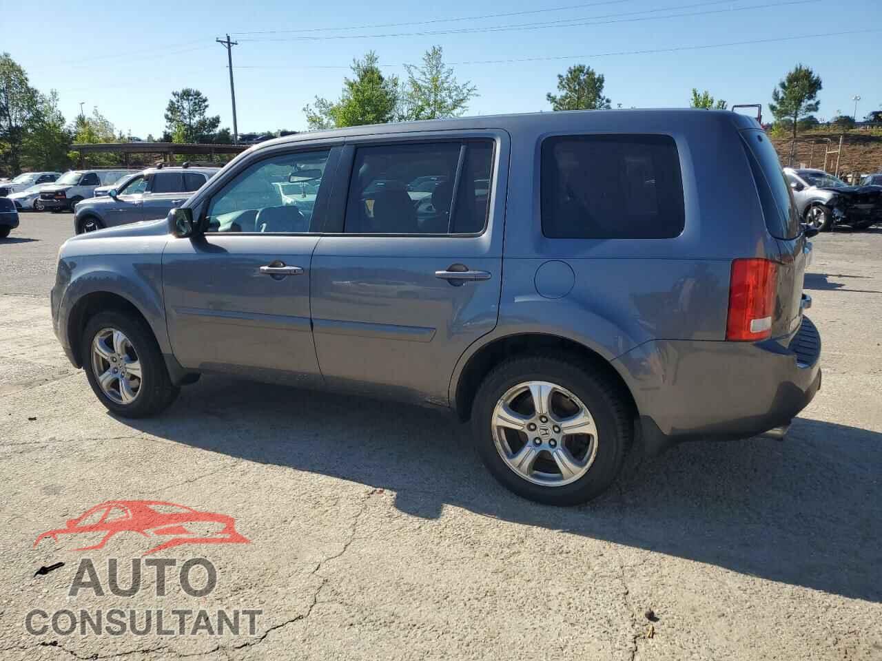 HONDA PILOT 2015 - 5FNYF4H57FB005392