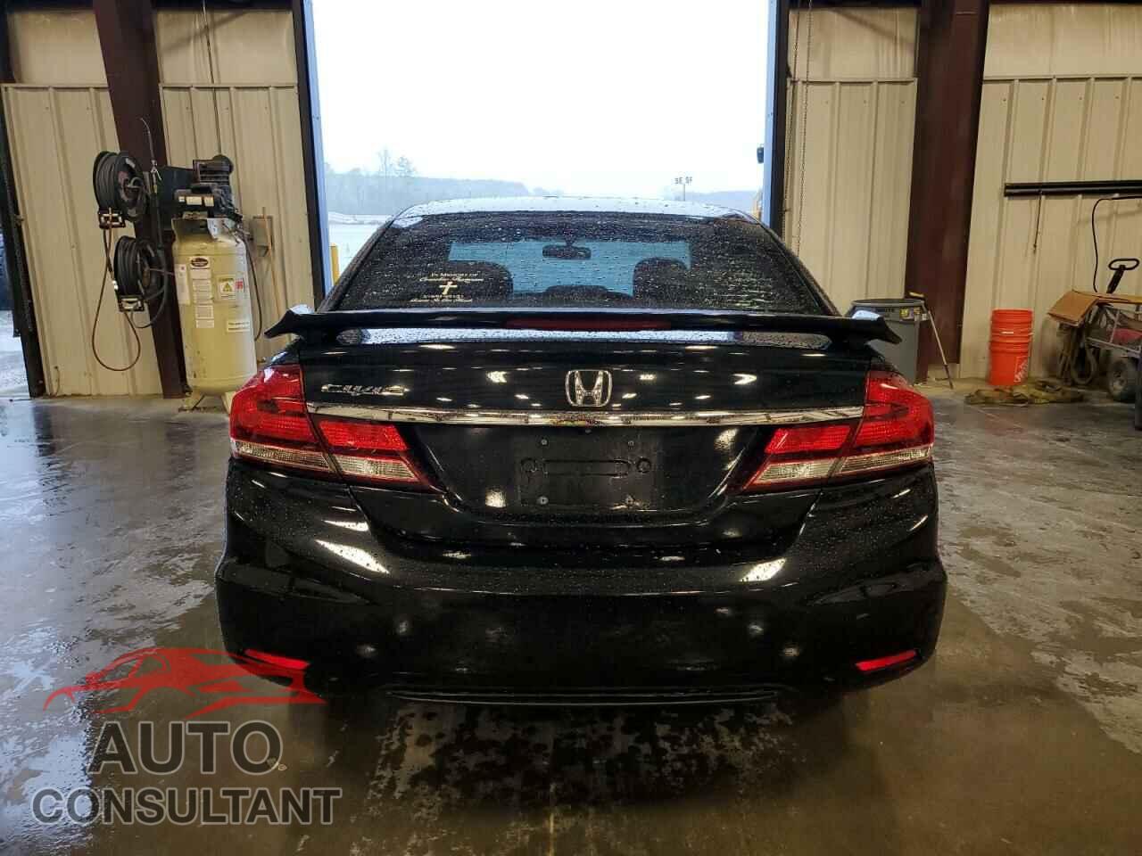 HONDA CIVIC 2013 - 19XFB2F52DE009606